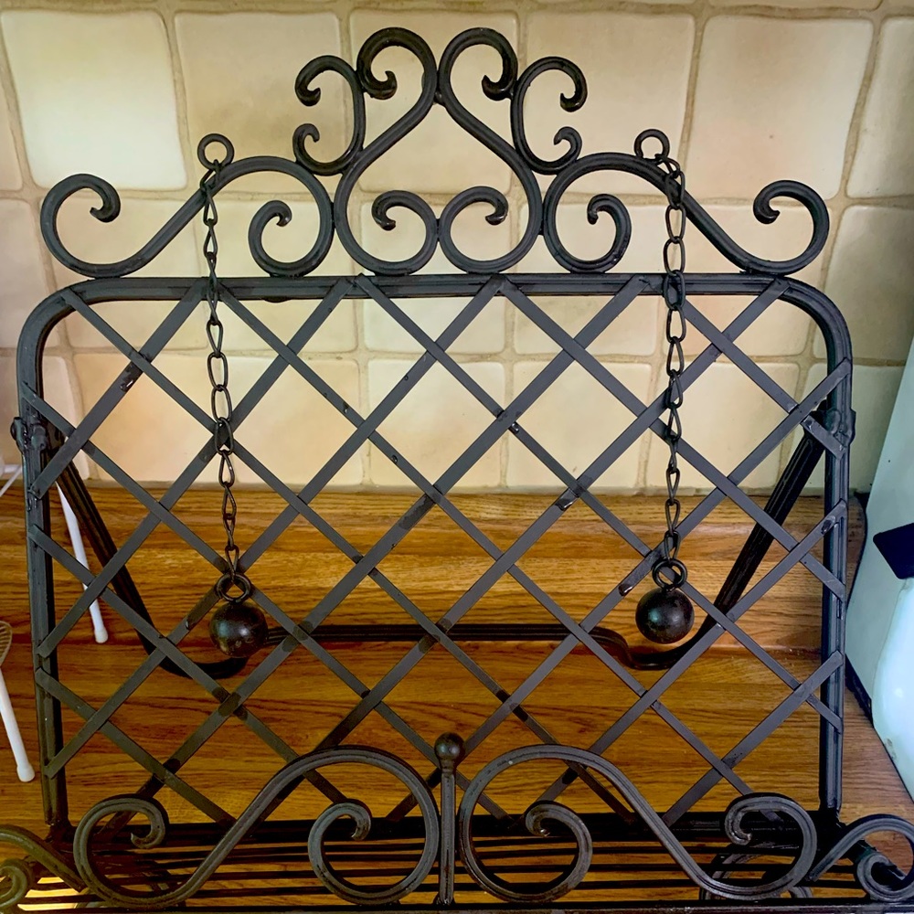 Home and Garden Party Cookbook Stand